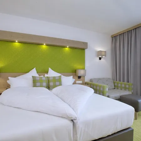 Отель Berghotel Der Konigsleitner Кёнигслайтен