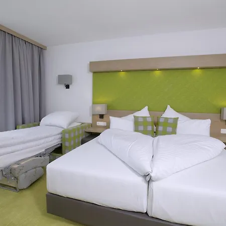 Der Koenigsleitner - Adults Only Hotel 4*