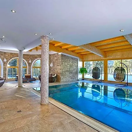 Der Koenigsleitner - Adults Only Hotel 4*