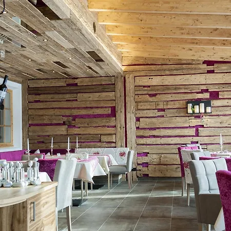 Hotel Der Koenigsleitner - Adults Only