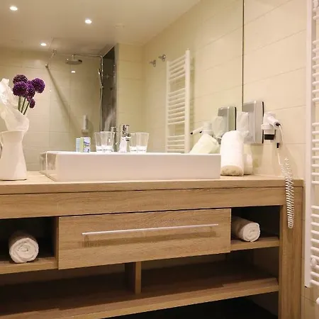 Der Koenigsleitner - Adults Only