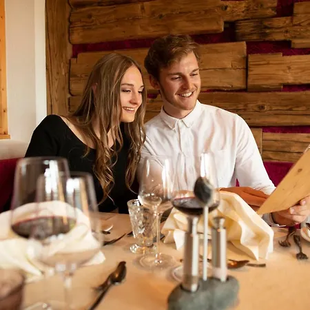 Der Koenigsleitner - Adults Only Hotel