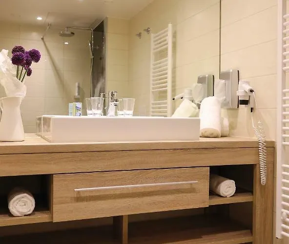 Der Koenigsleitner - Adults Only